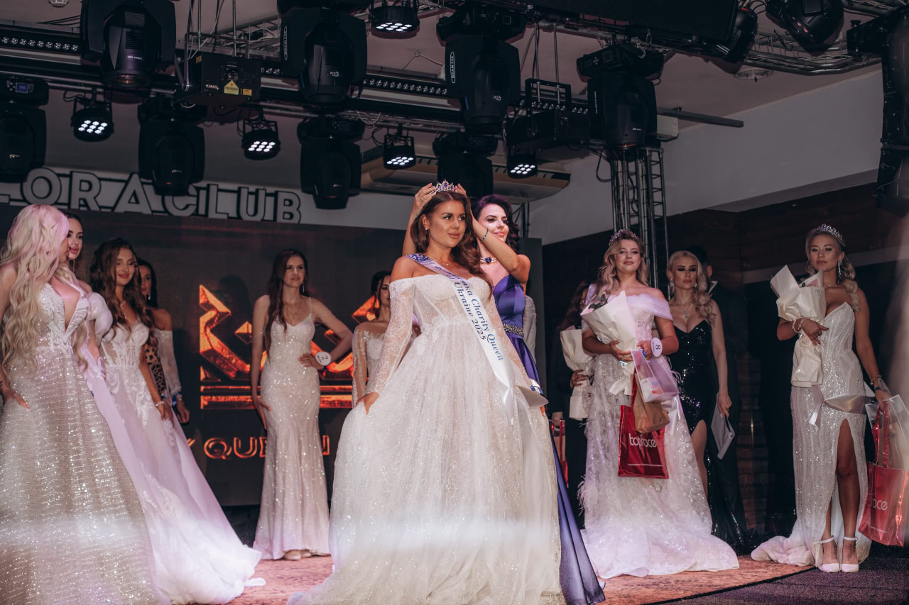 Дозвольте представити віце-міс — Юлію Сачан!